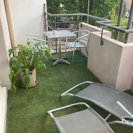 Apparement Chaleureux Avec Balcon Apartment Marseille